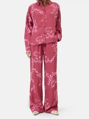 Closed Wide Pants - Winona